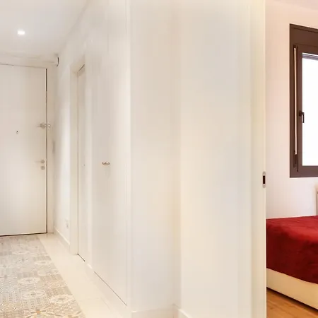 Akira Flats Urgell * Barcelona